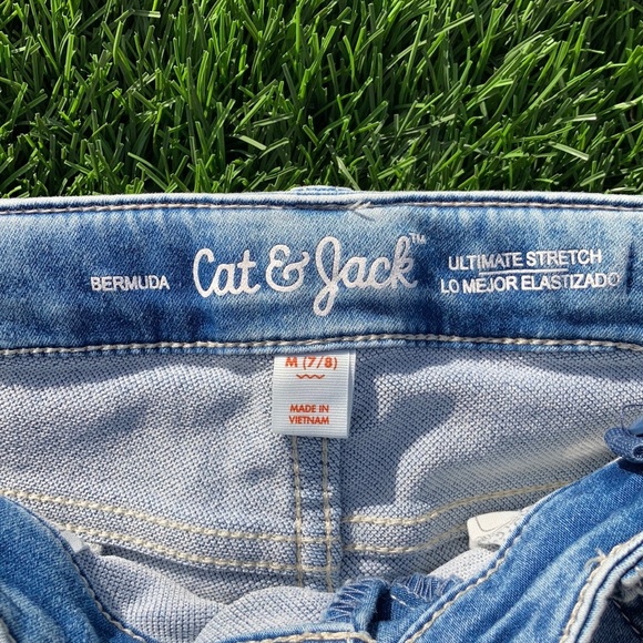 Cat & Jack Jean shorts // Girls Size M 7-8 - Picture 2 of 6